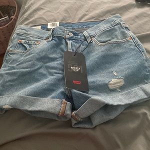 Levi’s Premium 501 shorts Mid Rise
